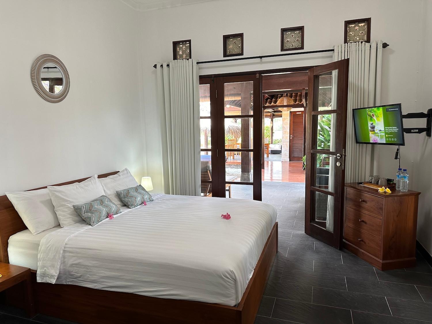 Bale Solah Lombok Holiday Resort Senggigi Exterior foto