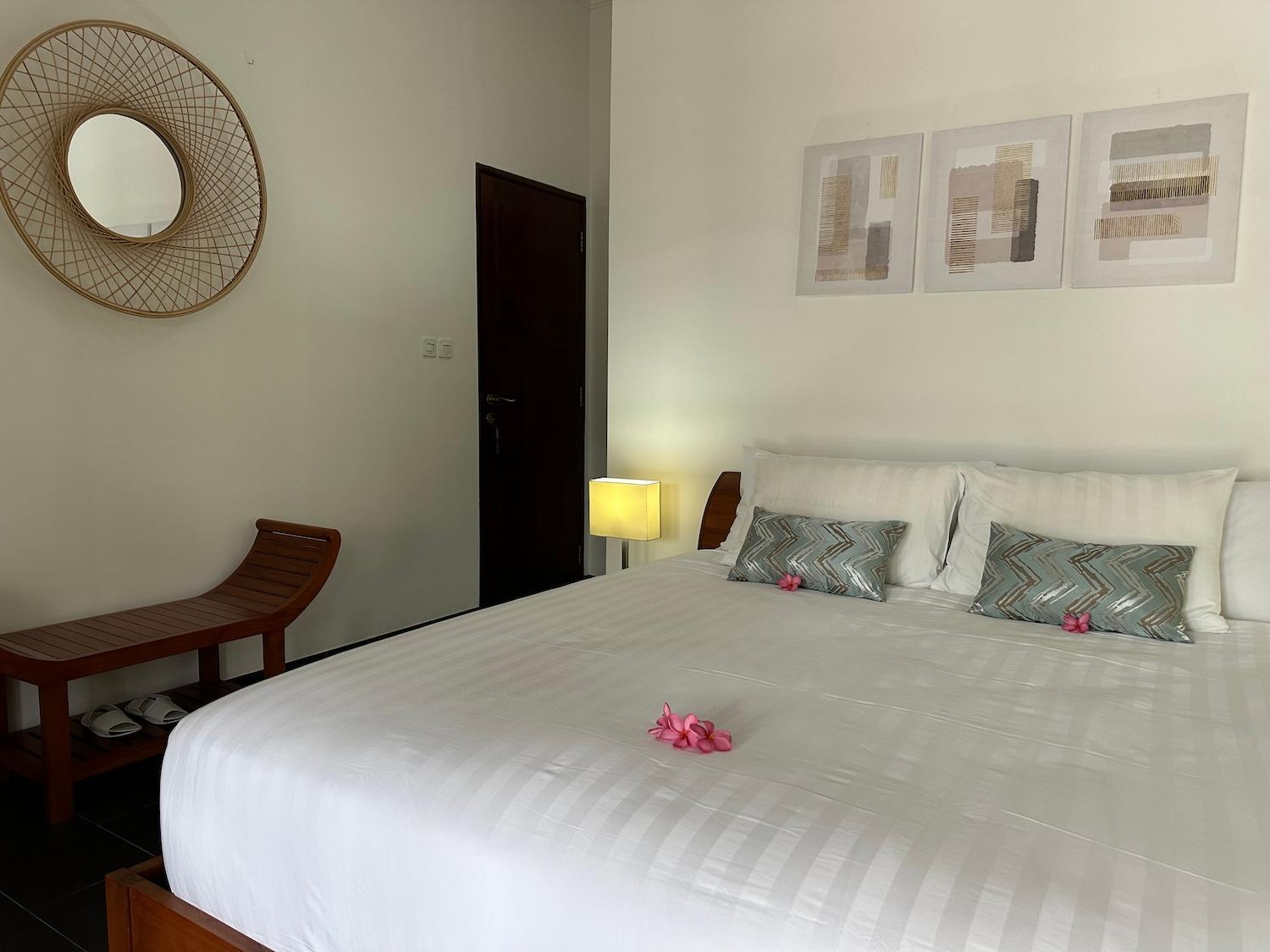 Bale Solah Lombok Holiday Resort Senggigi Exterior foto
